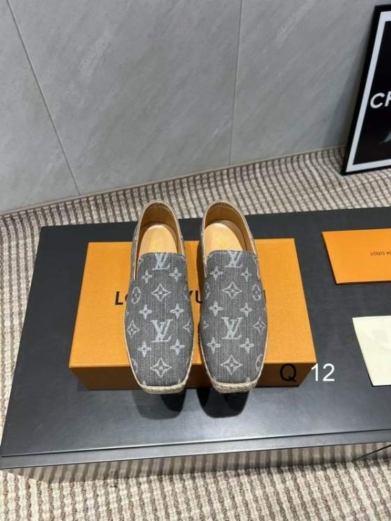 Picture of Louis Vuitton Shoes _SKULVsz35-39J090212768